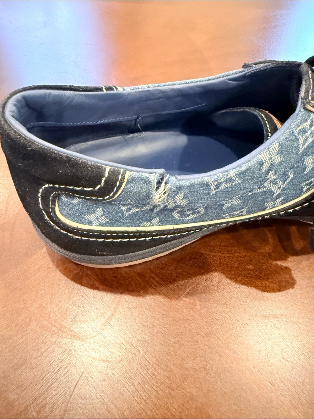 One Of A Kind Louis Vuitton Men’s Denim Monogram Sneakers in Navy - Picture 6 of 7